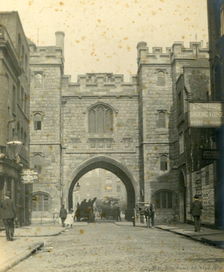 St-John's-Gate-in-1900 - Museum of the Order of St John