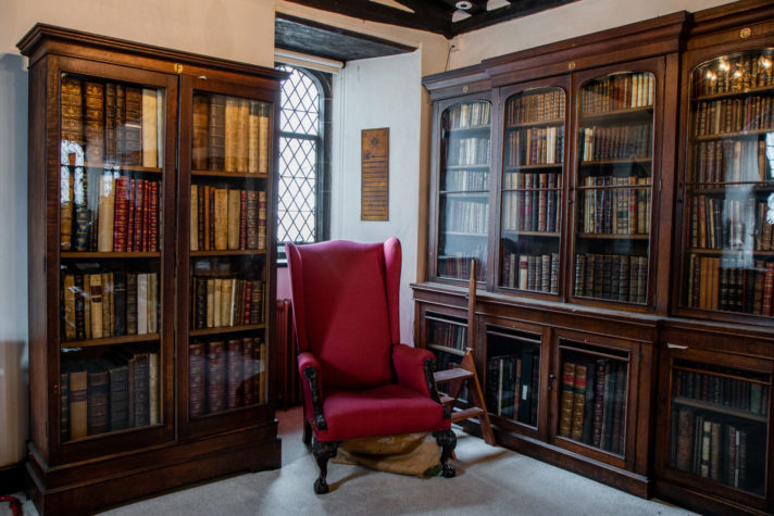 The Mellows Library in the west tower of St John’s Gate. © Museum of the Order of St John / Harriet Langford, 2021.